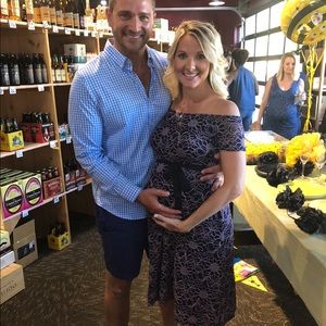Gender reveal maternity dress